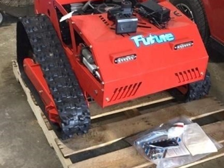 future-ft800-remote-control-mower-image-1