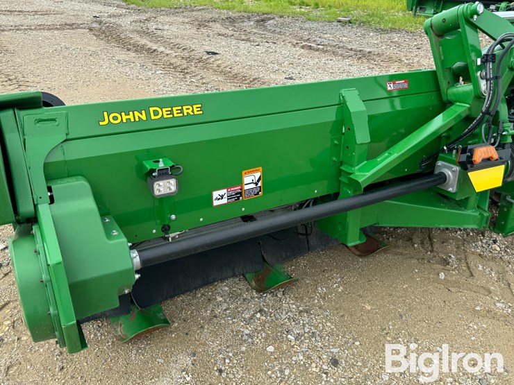2022-john-deere-c12f-image-17