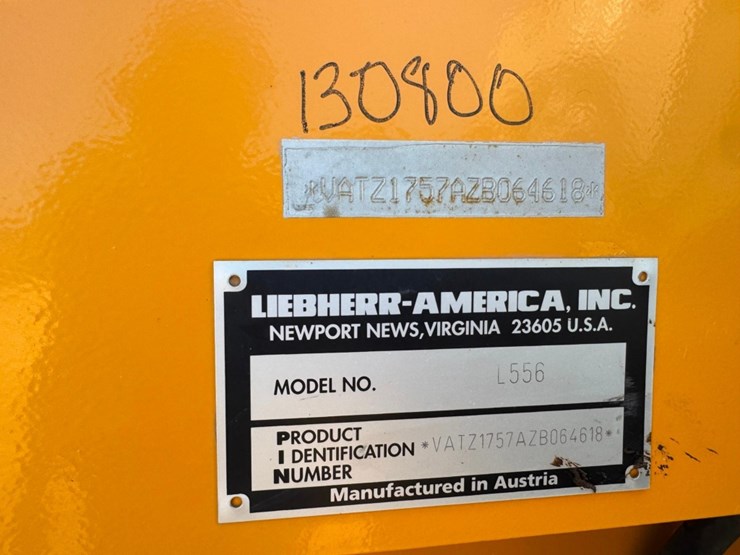 2021-liebherr-l556-image-54