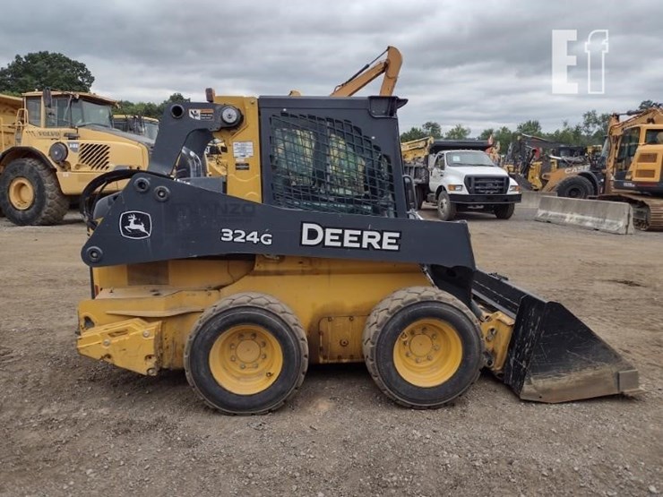 deere-324g-image-3