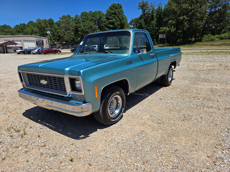 1977-chevrolet-custom-deluxe-image-3