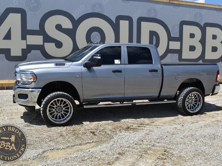 2024-ram-3500-hd-image-7