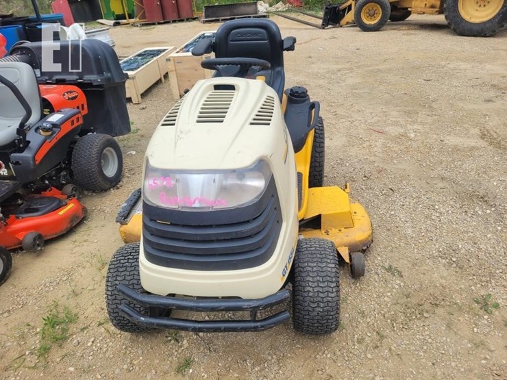 cub-cadet-gt1554-image-2