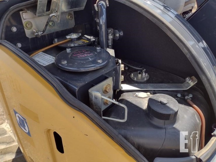 2017-deere-50g-image-42