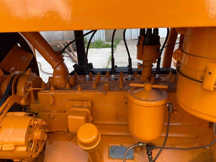 oliver-ag-6h-ag-crawler-image-17