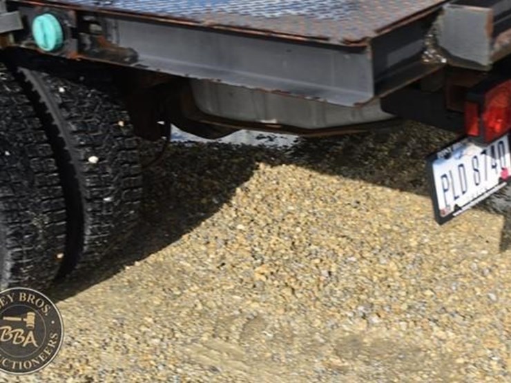 2003-ford-f550-image-10
