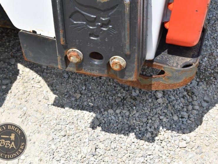 2020-bobcat-s550-image-44