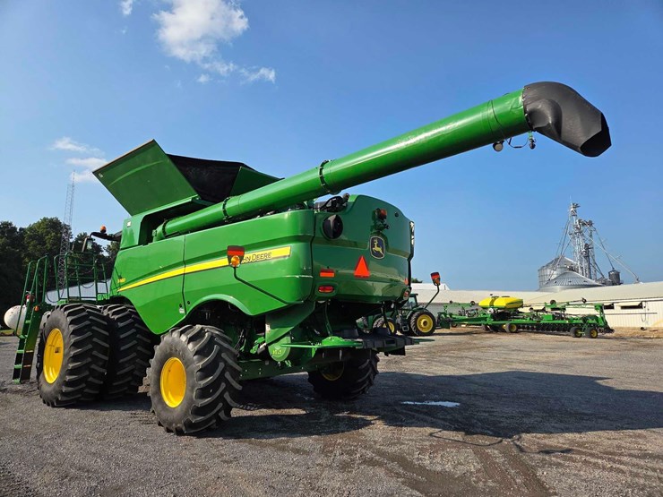2015-john-deere-s680-image-12