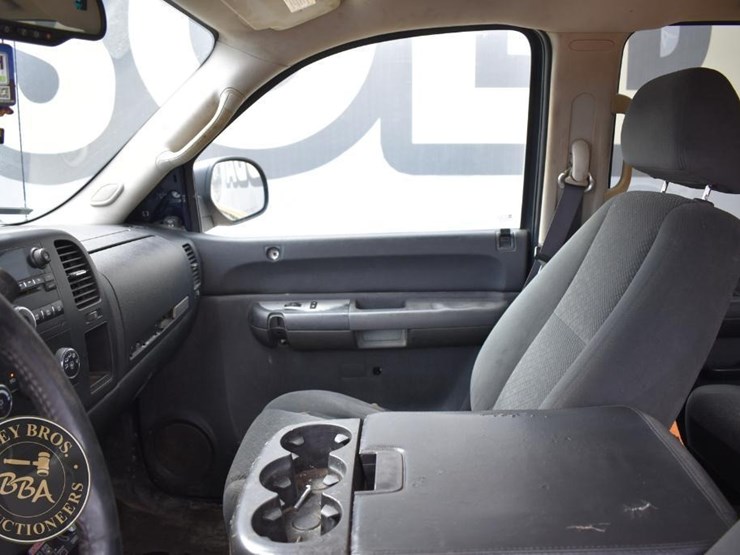 2007-chevrolet-2500hd-image-24