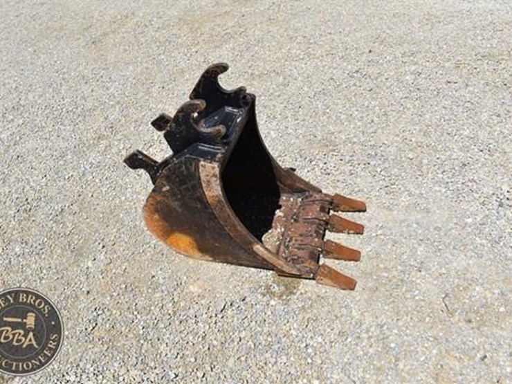 2023-bucket,-trenching-deere-50zts-37398-image-13