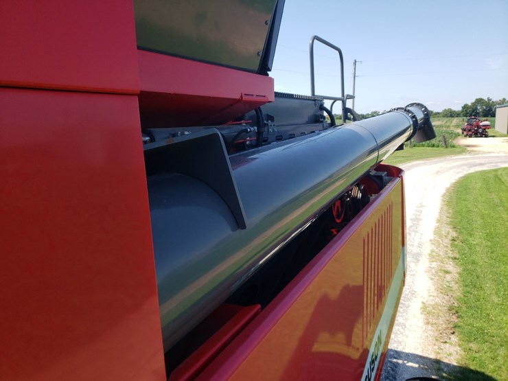 2015-massey-ferguson-9545-image-23