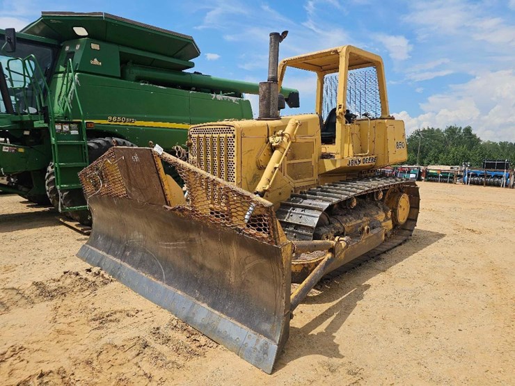 john-deere-850-image-2