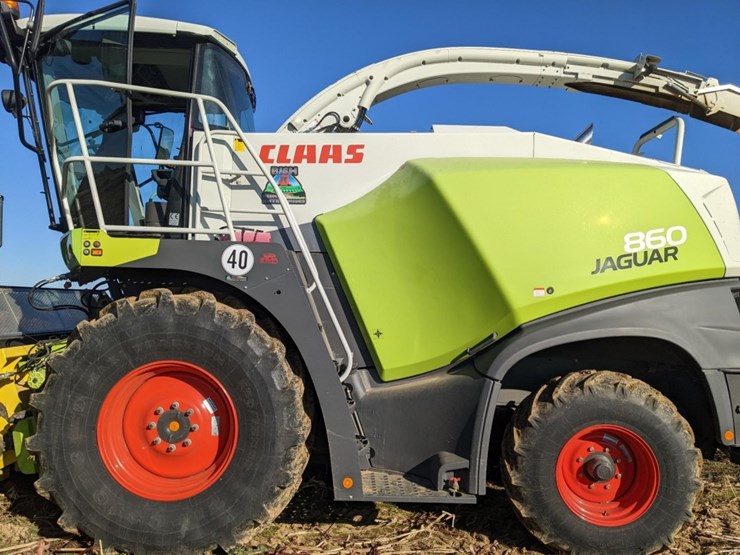2017-claas-jaguar-860-image-2