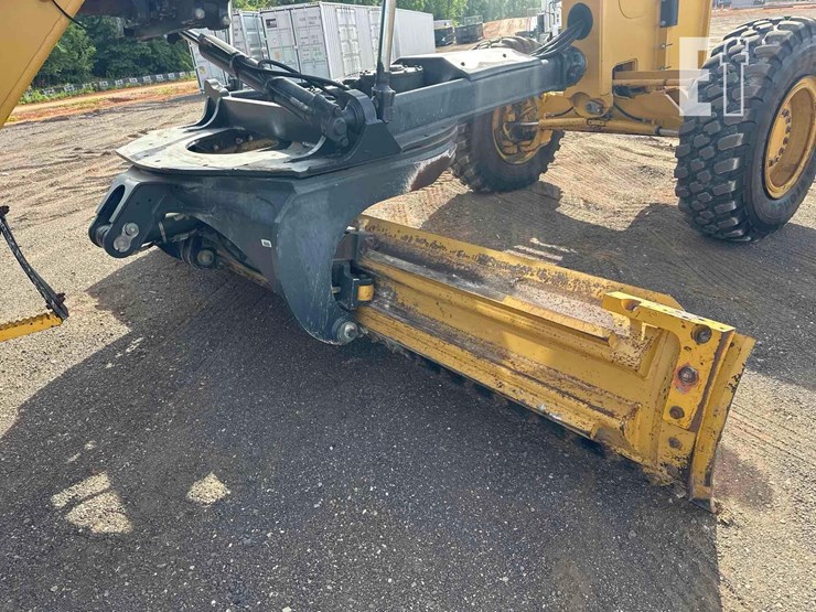 2014-deere-772gp-image-40