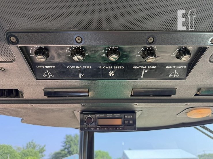 1982-john-deere-4640-image-21