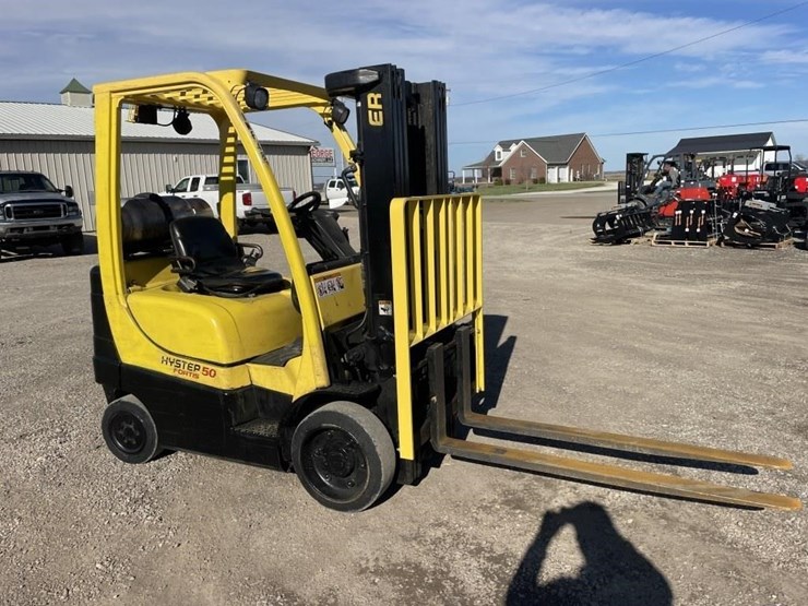 2017-hyster-s50ft-image-1