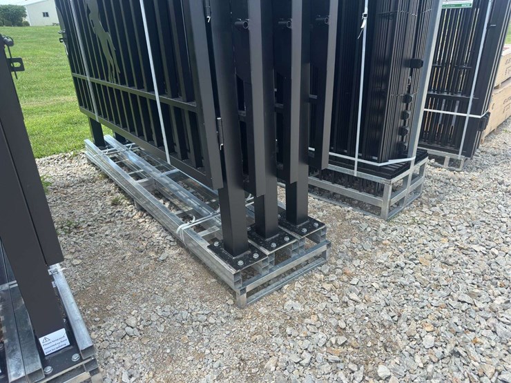 metal-farm-driveway-gate-7-x-20-ft-2-pieces-image-5
