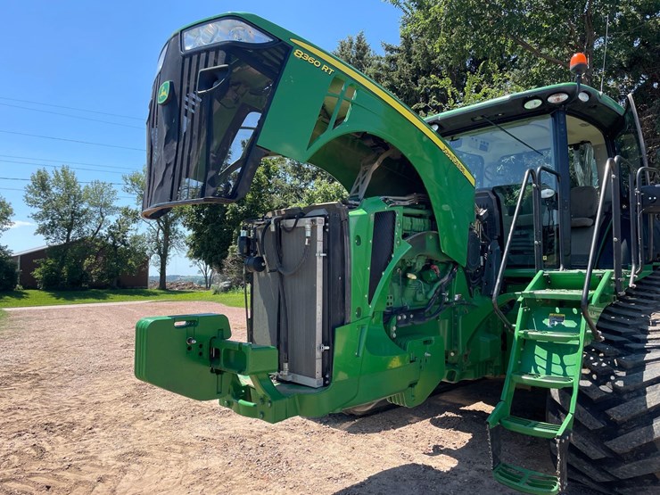 2013-john-deere-8360rt-image-38