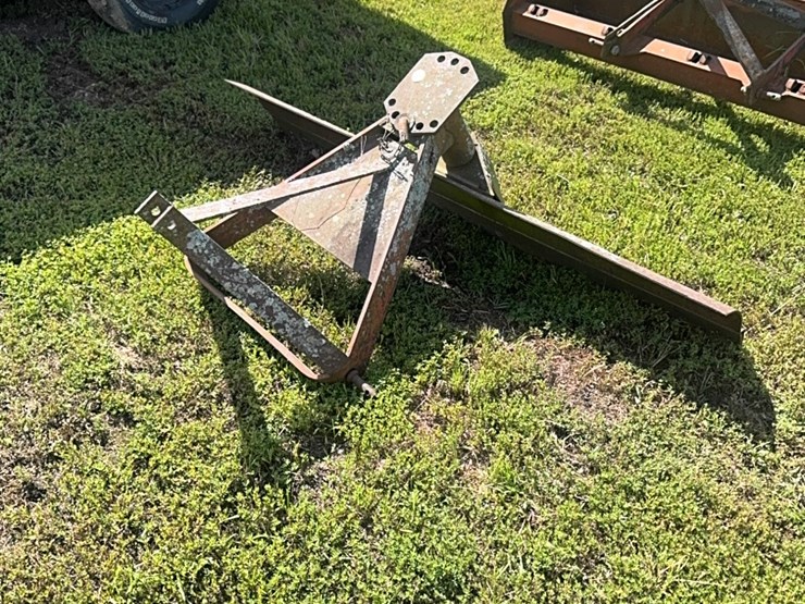 6-ft-three-point-adjustable-grader-image-1