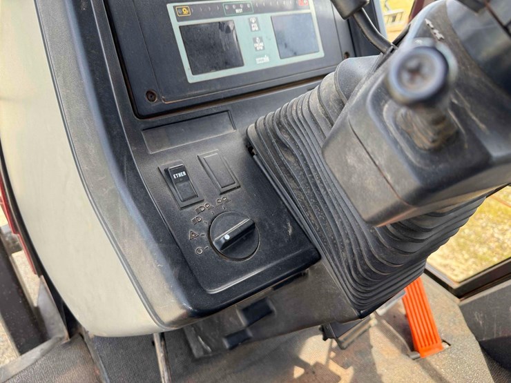 case-ih-5250-image-40
