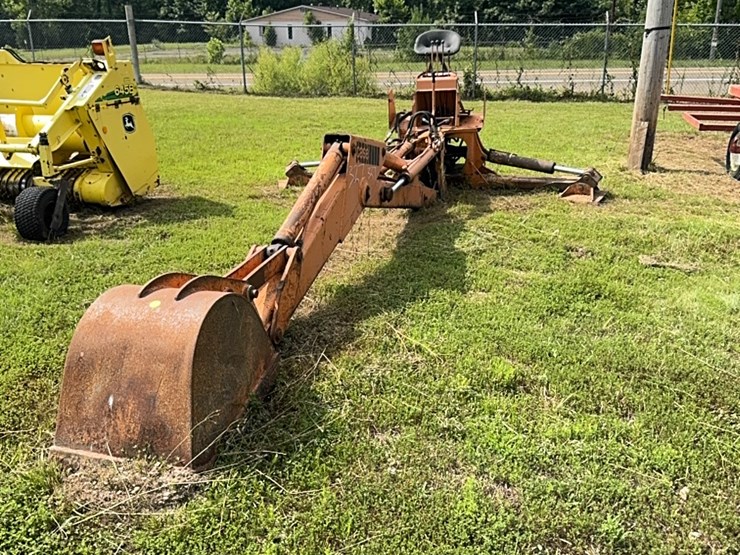 case-backhoe-attachment-image-1