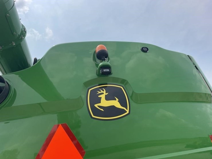 2015-john-deere-s660-image-12
