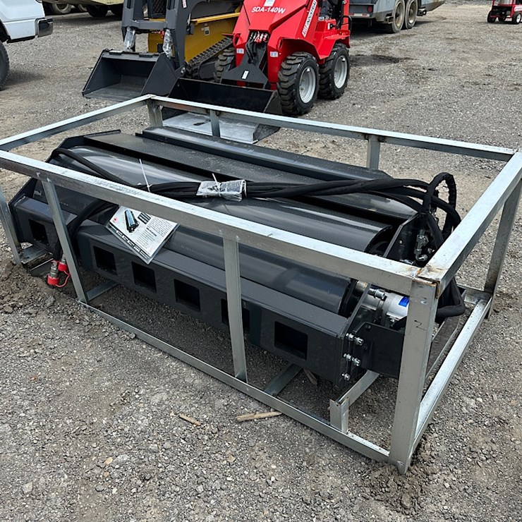 WOLVERINE 66" VIBRATORY ROLLER ATTACHMENT