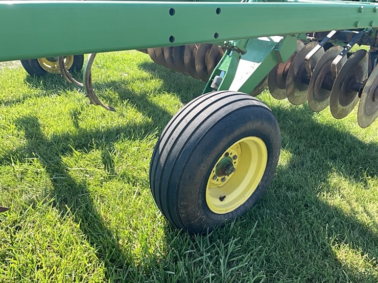 john-deere-712-image-11