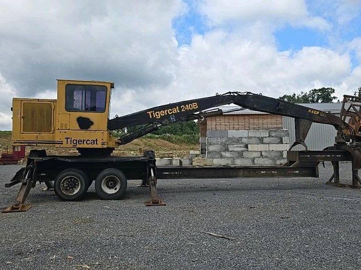 2004-tigercat-240b-image-3