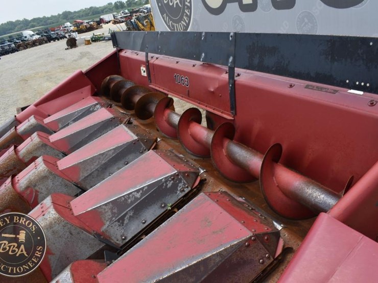case-ih-1063-image-5