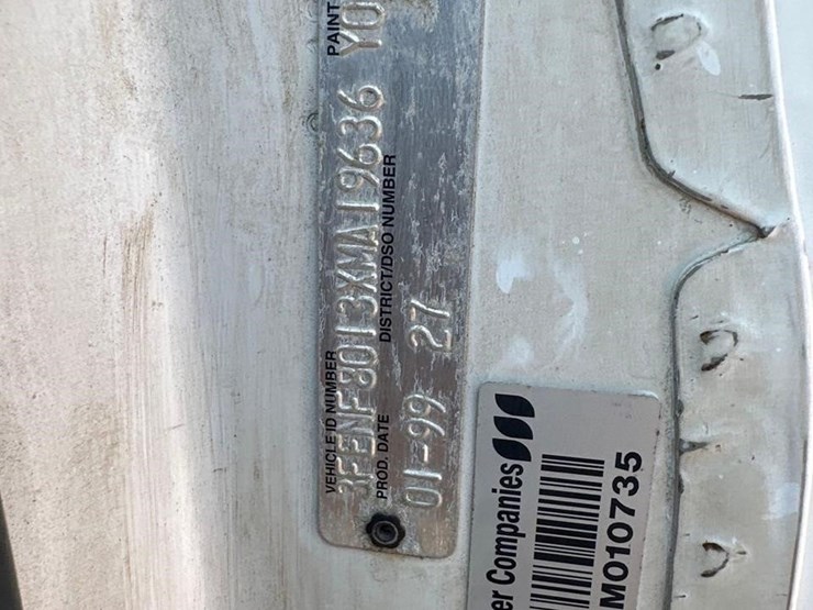 1999-ford-f800-image-12