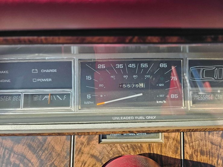 1984-dodge-600-image-7