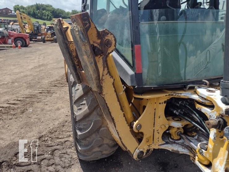 2010-deere-310j-image-25
