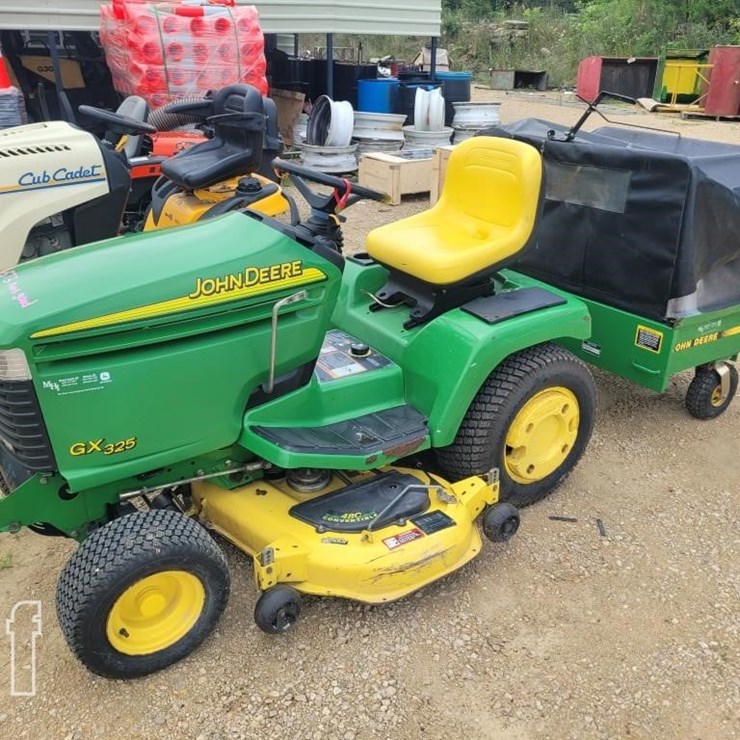 2001 JOHN DEERE GX325
