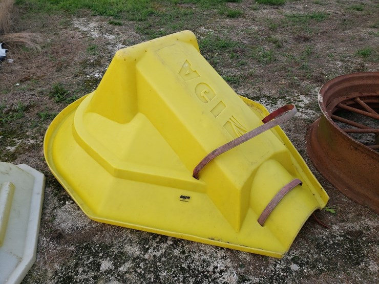 1-of-2---agi-plastic-truck-auger-hoppers-image-1
