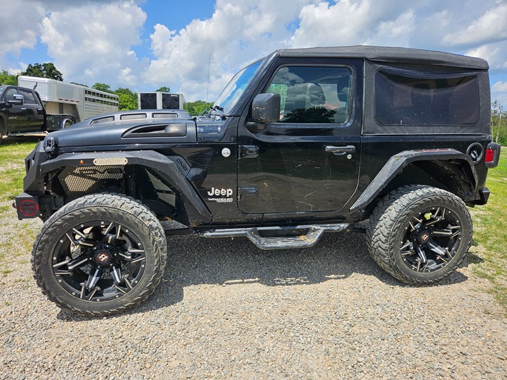 2021-jeep-wrangler-image-6