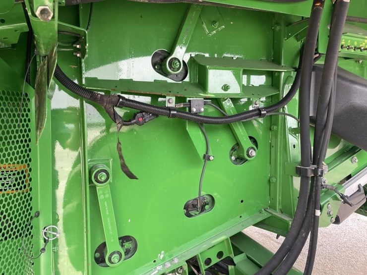 2015-john-deere-s660-image-7