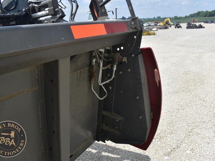 massey-ferguson-8200-30-image-22