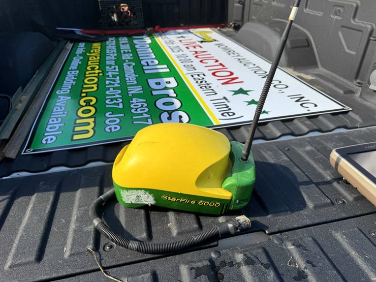 john-deere-6000-image-1