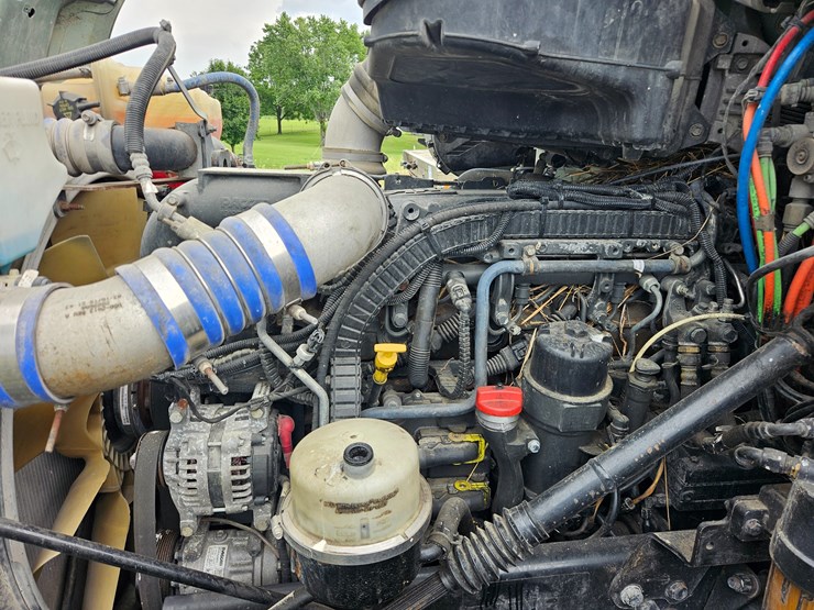 2016-peterbilt-579-image-20