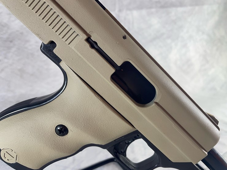 #4377-•-hi-point-p9-9mm-luger-pistol,-sn:-p10189690-image-11
