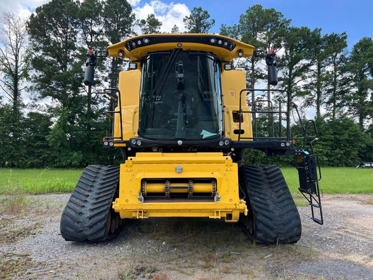 2023-new-holland-cr10.90-image-2