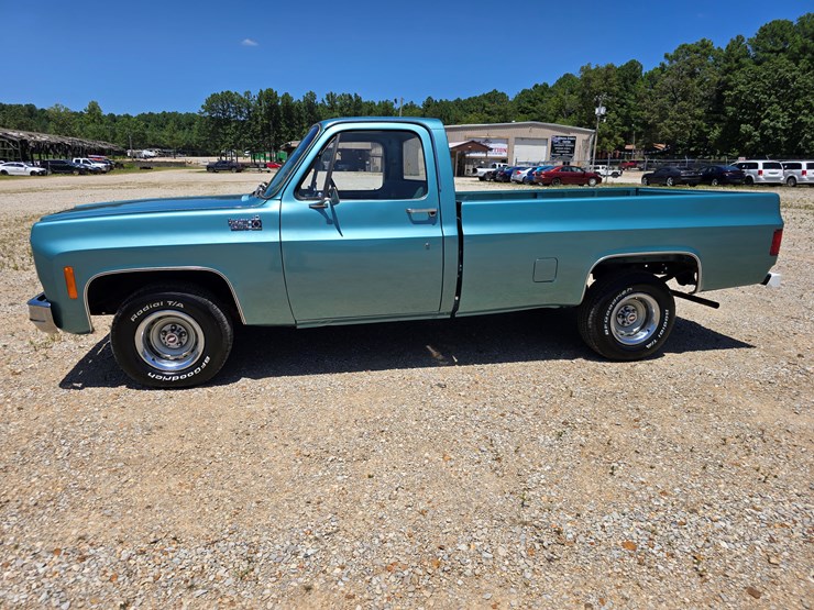1977-chevrolet-custom-deluxe-image-8