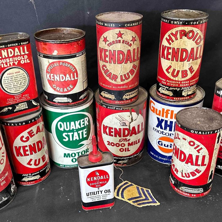 1047 - MISC. VINTAGE LUBRICANT CANS - SOME ARE FULL
