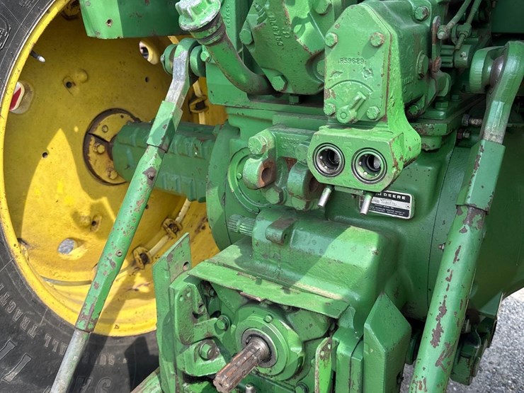 john-deere-4040-image-9