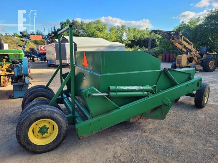 john-deere-600-hydraulic-scraper-image-8