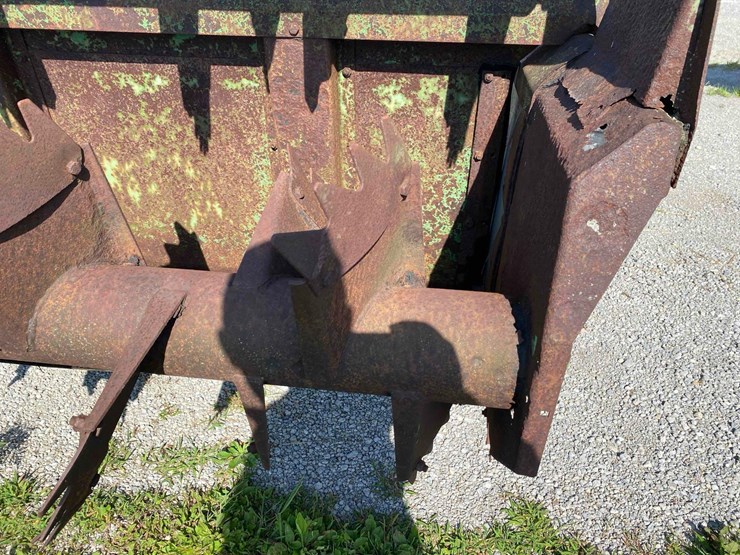 john-deere-450-image-24