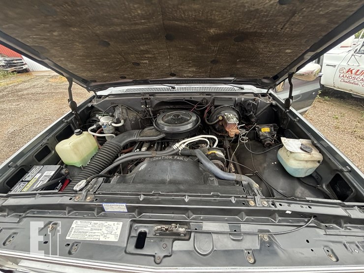 1984-chevrolet-silverado-20-image-19