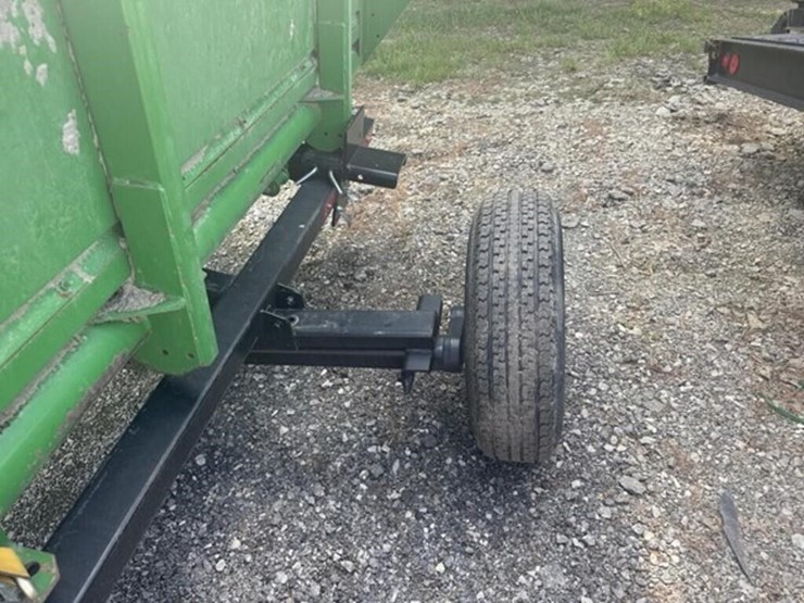 2005-john-deere-620f-image-15