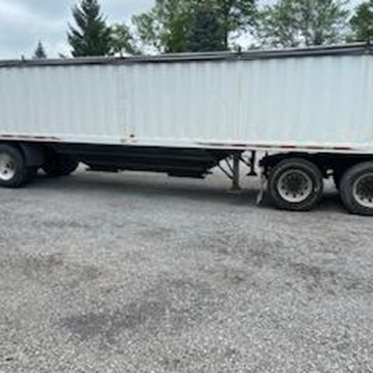 1997 Jet 34' Tandem Axle Semi Hopper Trailer
